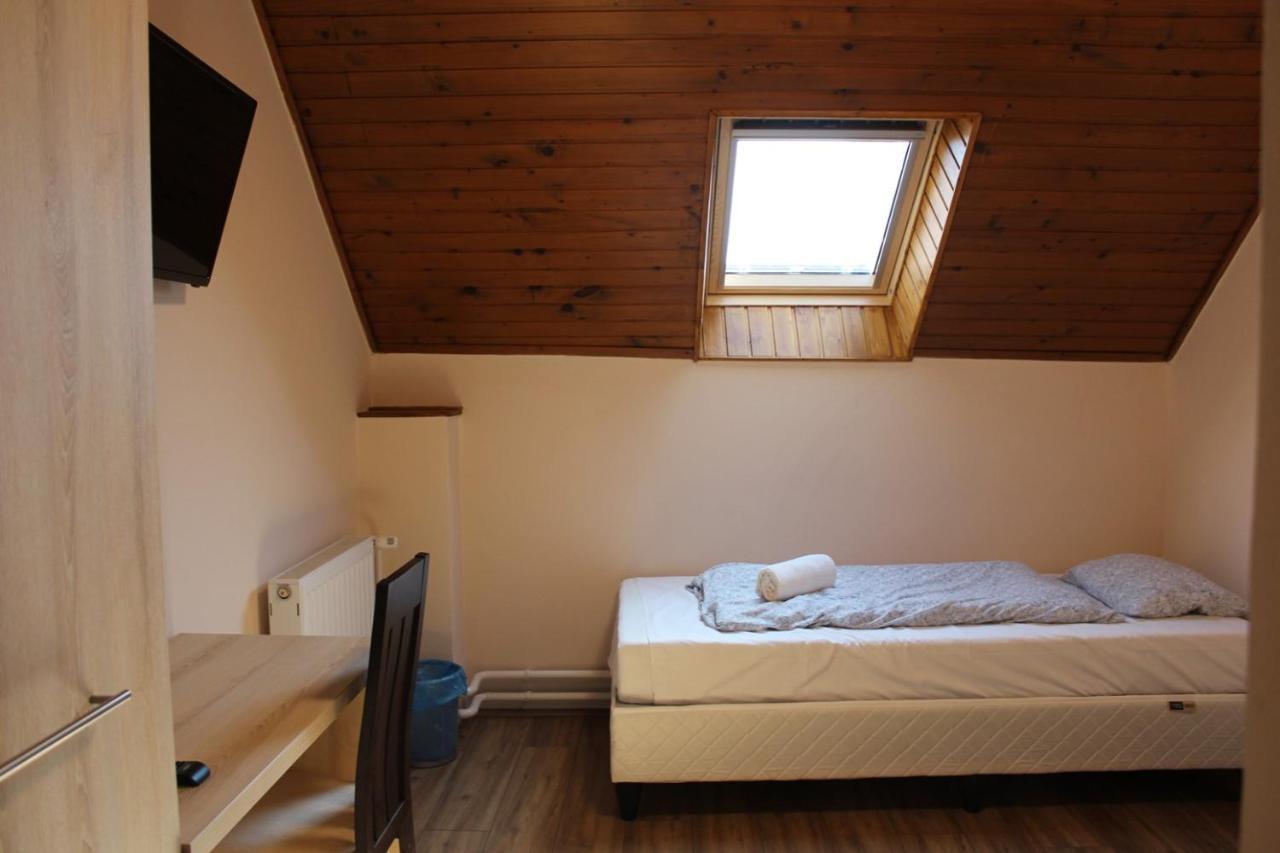 Natura Panzio&Apartmanhaz Orfu Luaran gambar