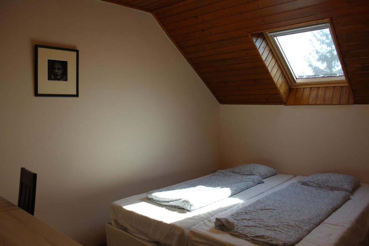 Natura Panzio&Apartmanhaz Orfu Luaran gambar
