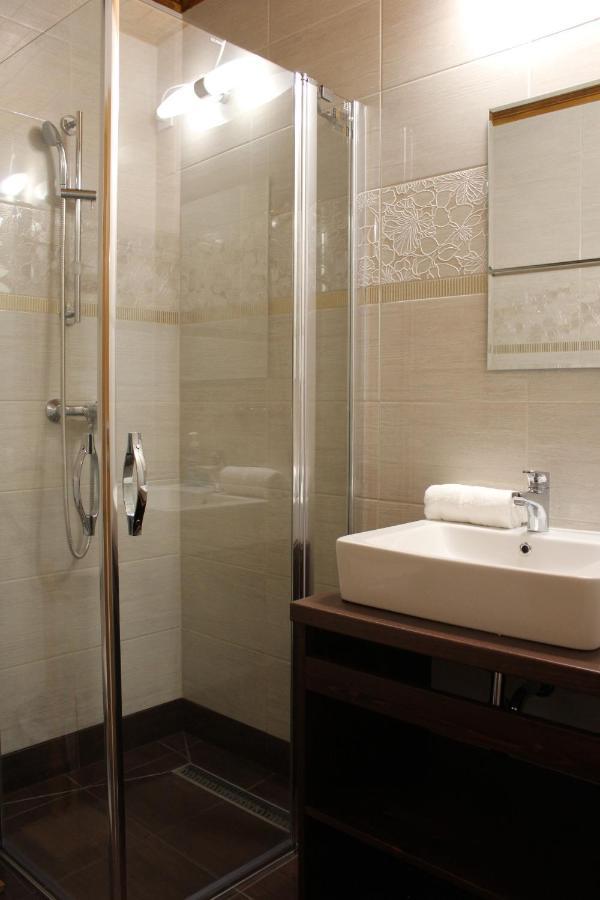 Natura Panzio&Apartmanhaz Orfu Luaran gambar
