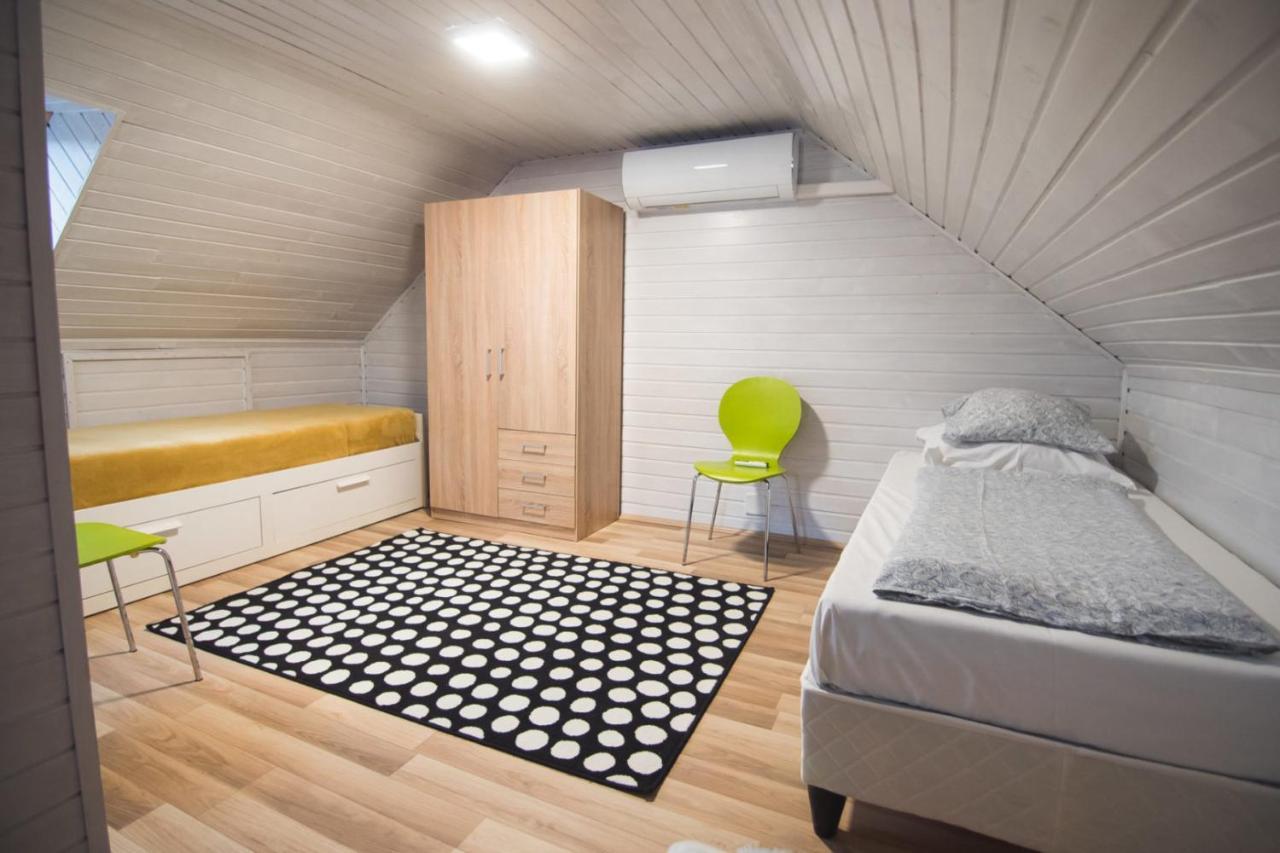 Natura Panzio&Apartmanhaz Orfu Luaran gambar