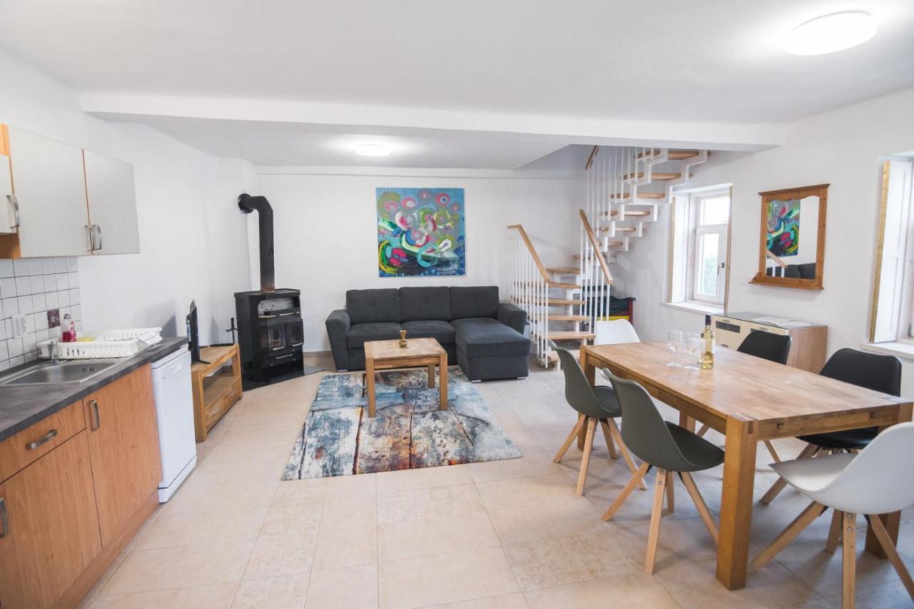 Natura Panzio&Apartmanhaz Orfu Luaran gambar