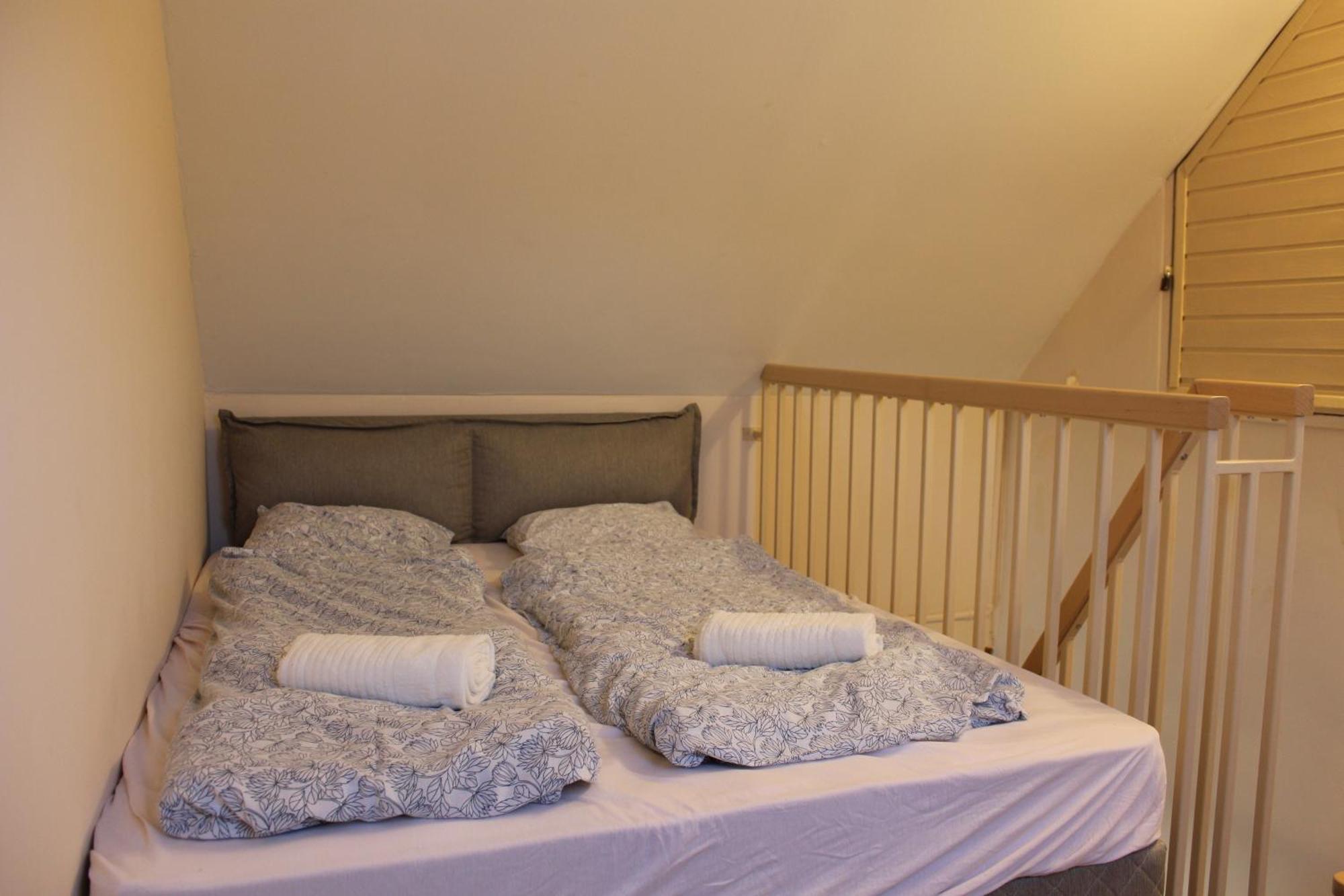 Natura Panzio&Apartmanhaz Orfu Bilik gambar